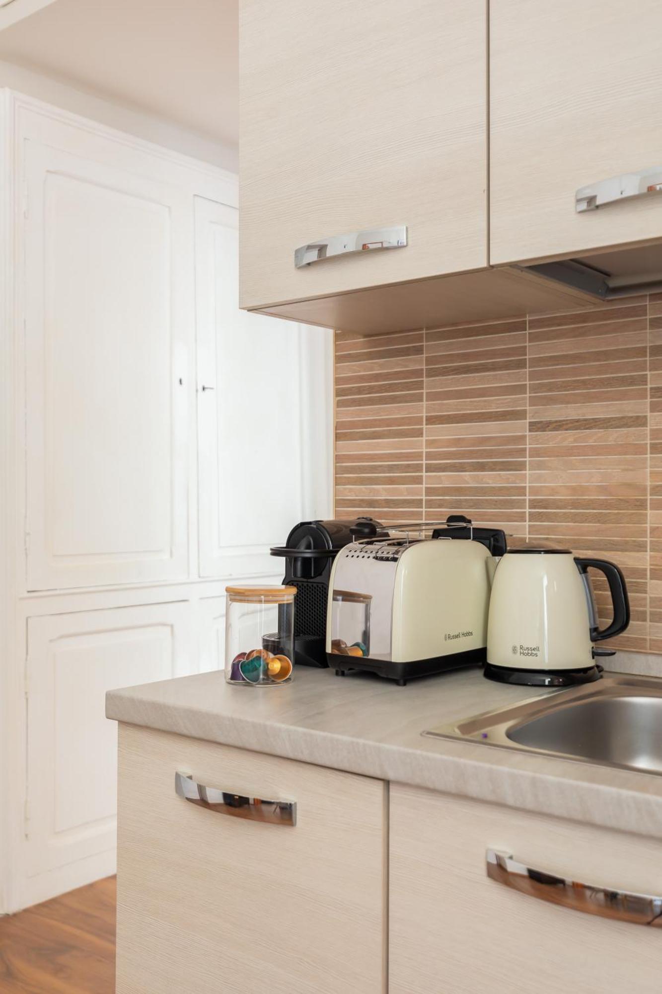 Candia Boutique Apartment Рим Экстерьер фото